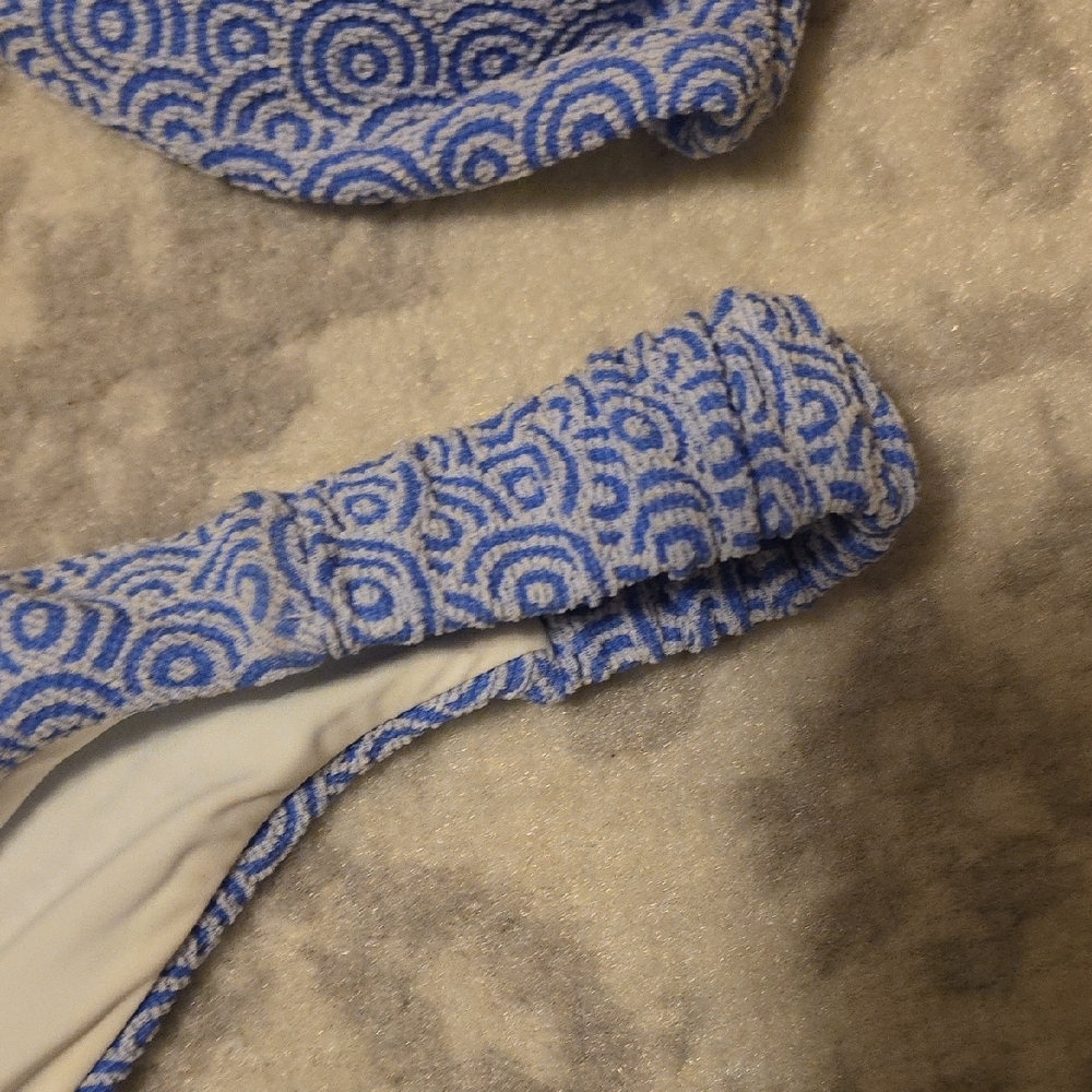 Blue Patterned Bikini Set - Picture 3 of 7